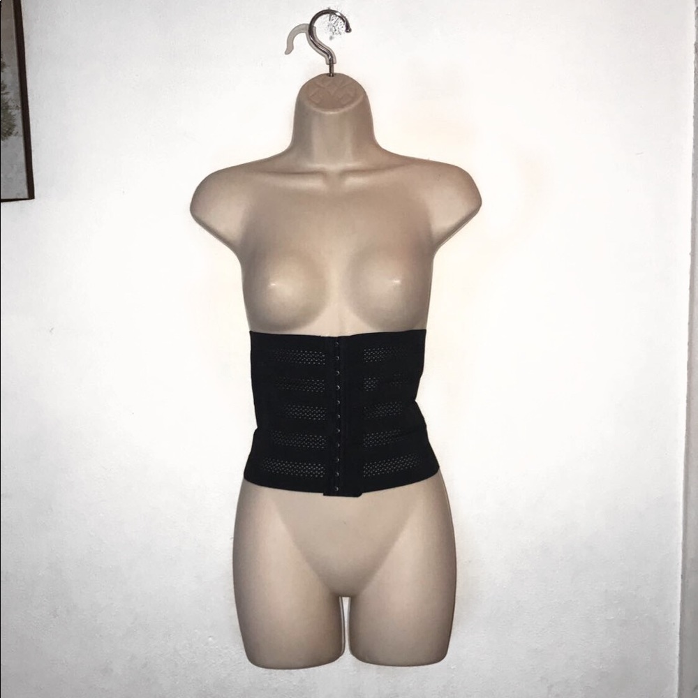 Waist trainer